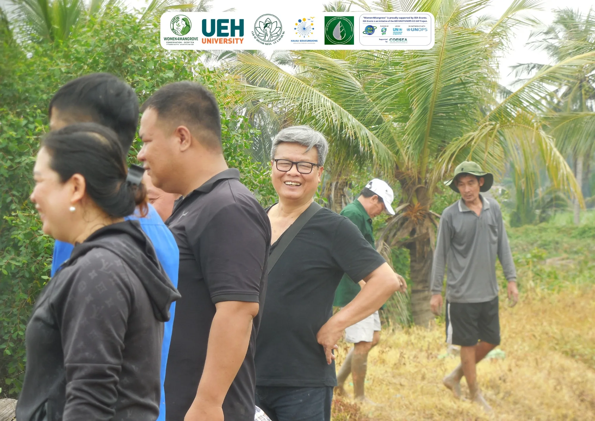 Project Management Board and local community together at the 2nd Mangrove Planting Campaign in Cu Lao Dung
